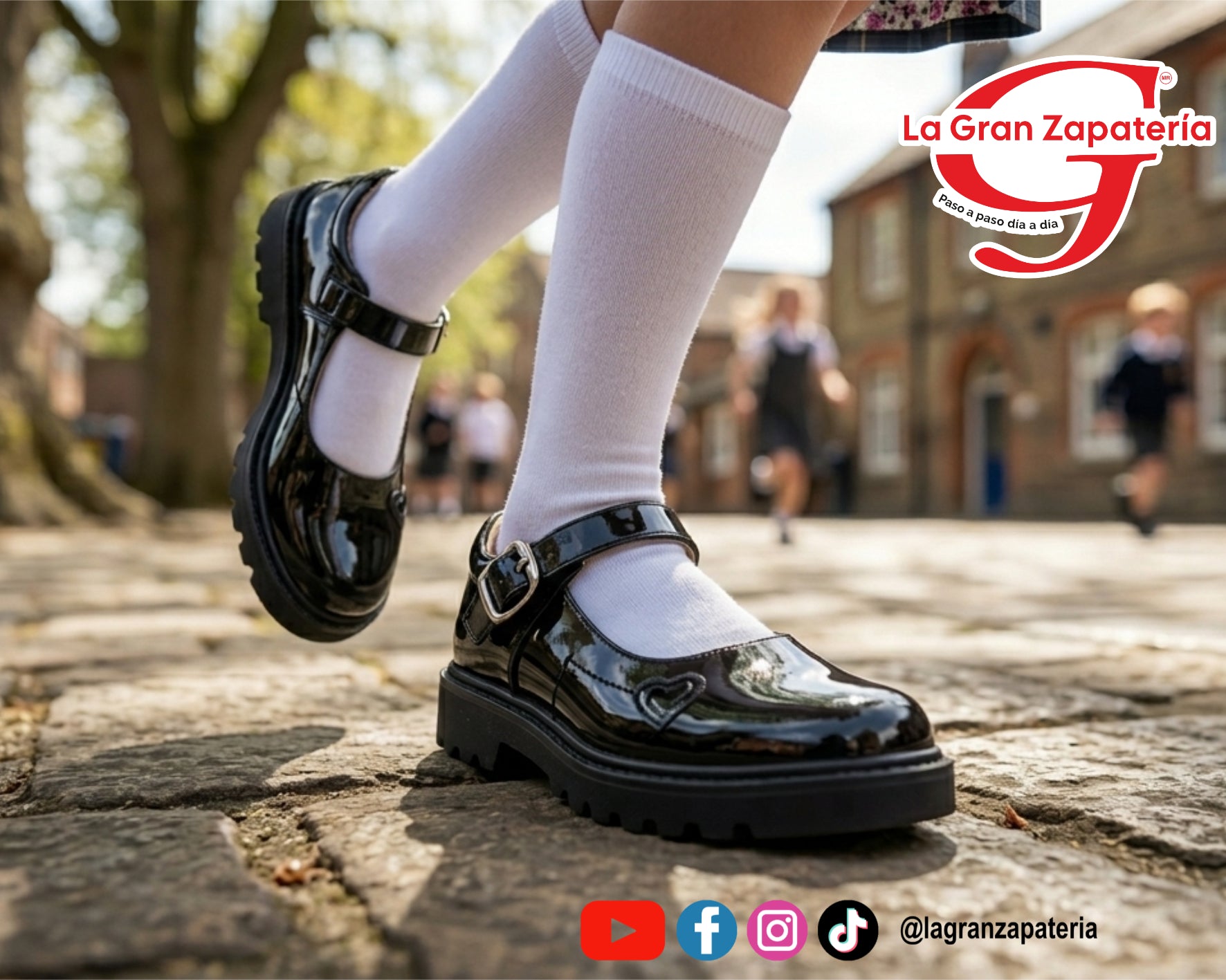 CALZADO ESCOLAR YONDEER 6604-006 CHAROL NEGRO